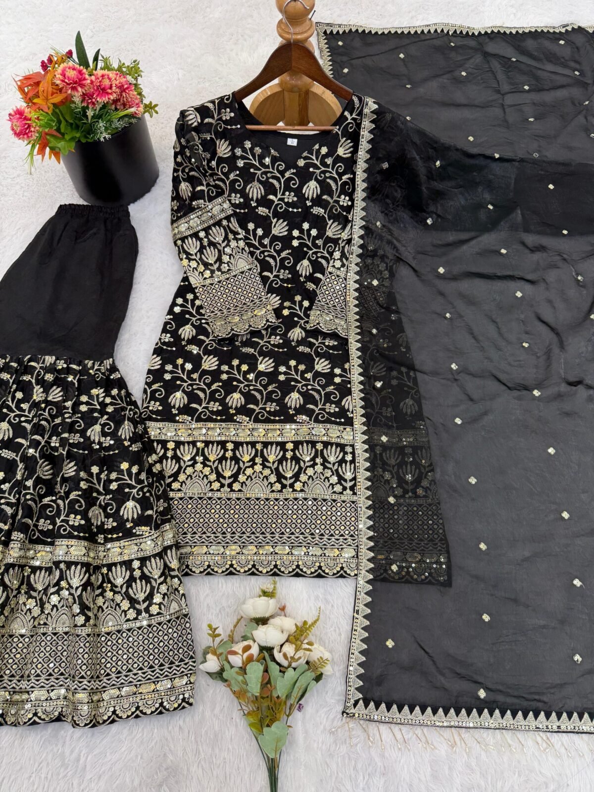 Presenting New Designer Collection in GMY Silk (Black) - Image 7