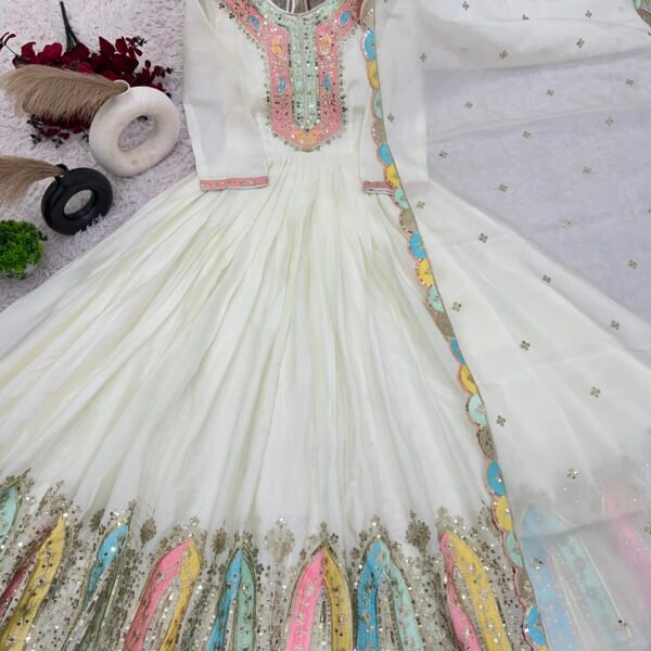Heavy Designer Party Wear Gown with Dupatta (White)